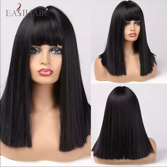 Medium length straight bob wig NO bangs - Picture 3 of 7